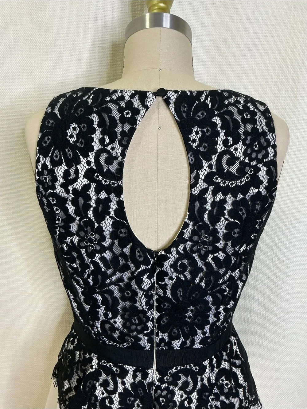 Eliza J Black Lace Fit Flare Dress Size 2 Sleeveless Cocktail Party